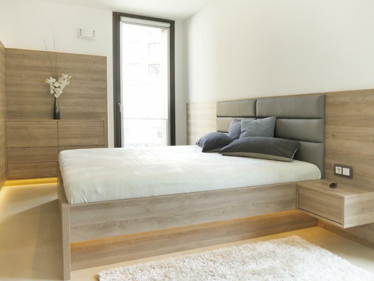 Grosses Apartment Im Zentrum Von Dresden, 2 Schlafzimmer, 2 Baeder, Balkon Eksteriør billede